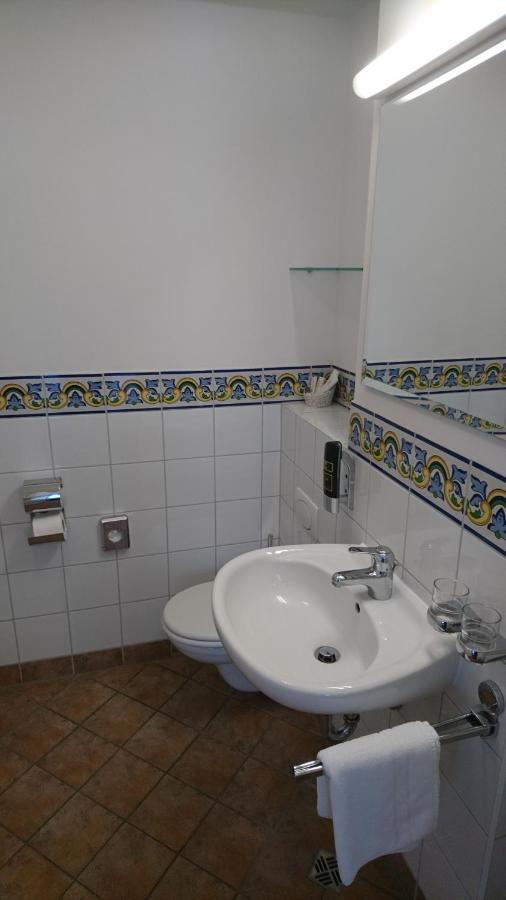 Hotel Henry Эрдинг Экстерьер фото