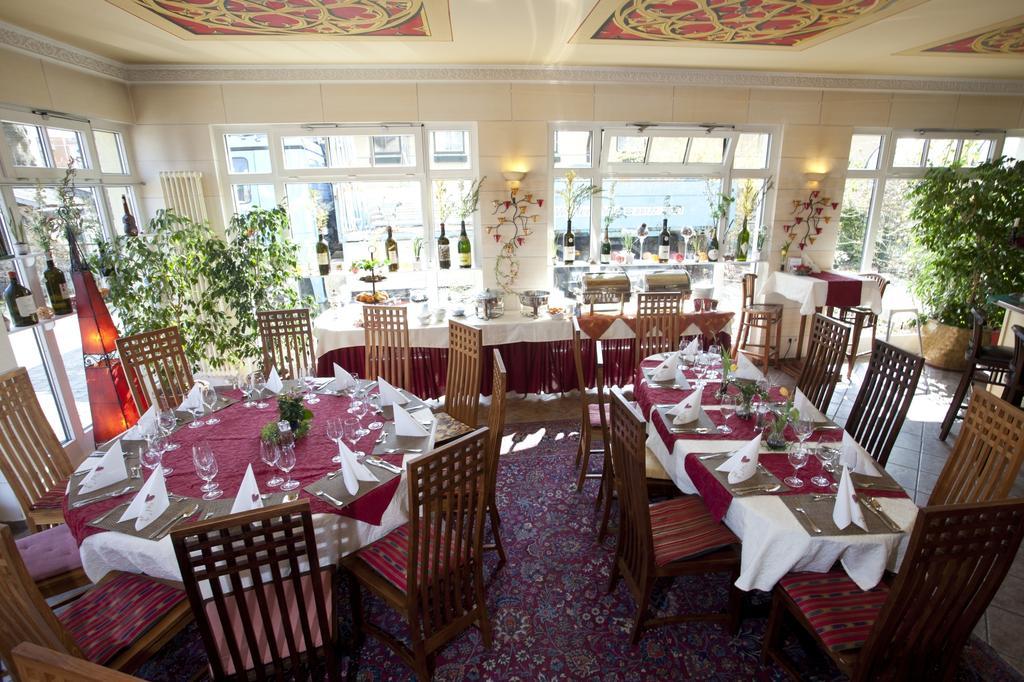 Hotel Henry Эрдинг Экстерьер фото